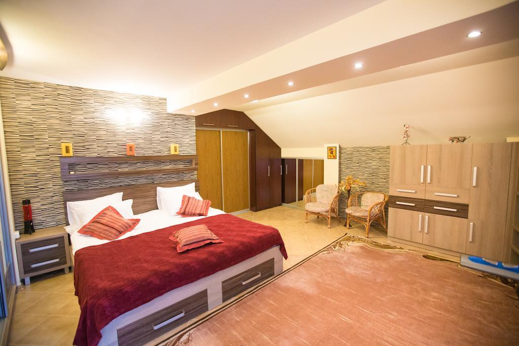 צ'יסינאו Hotel Home Sweet Home חדר תמונה